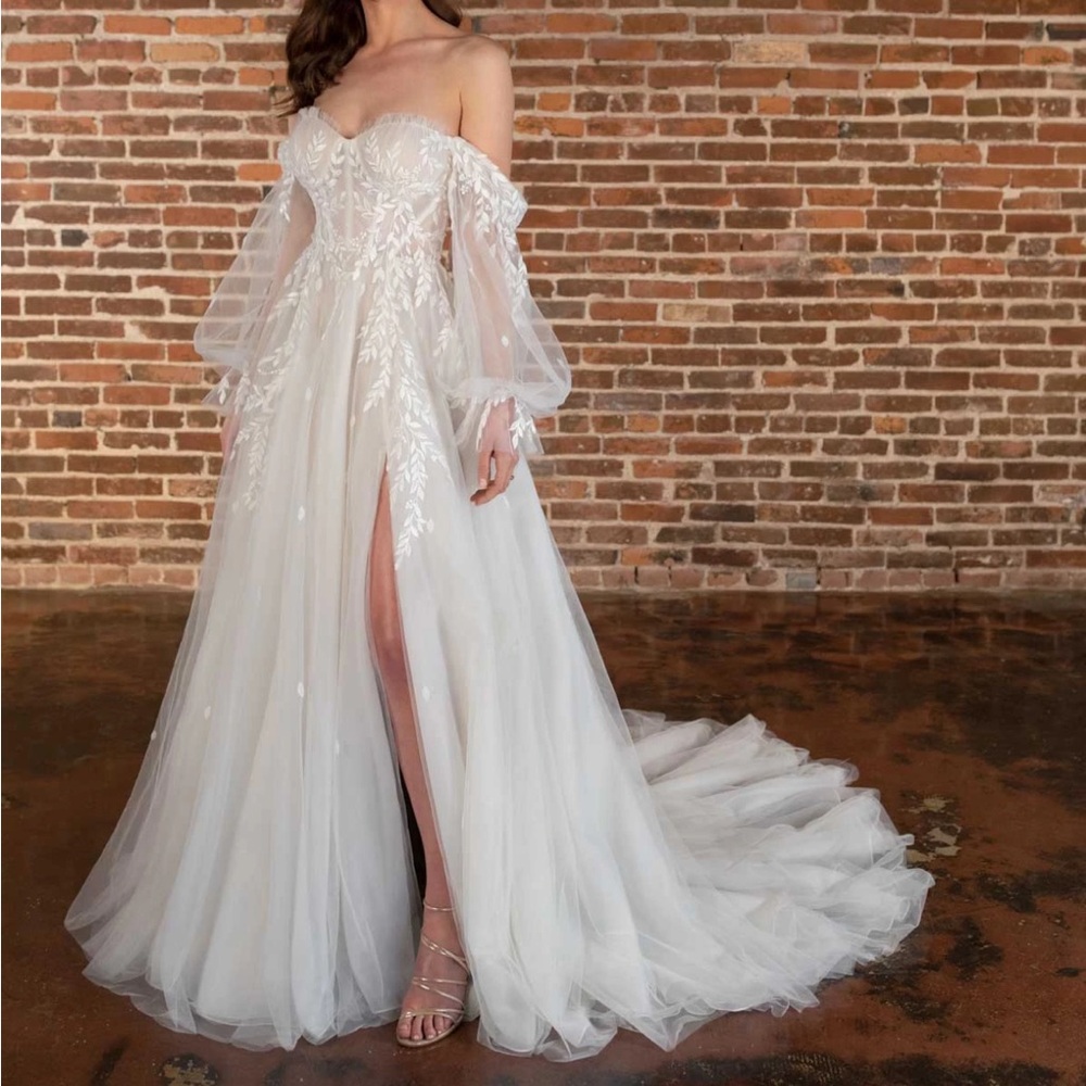 Elegant White Off-Shoulder Wedding Dress